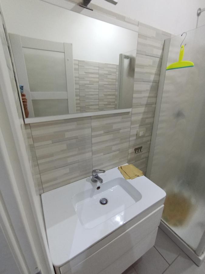 Apartament Apartament Famagosta Milano Zewnętrze zdjęcie