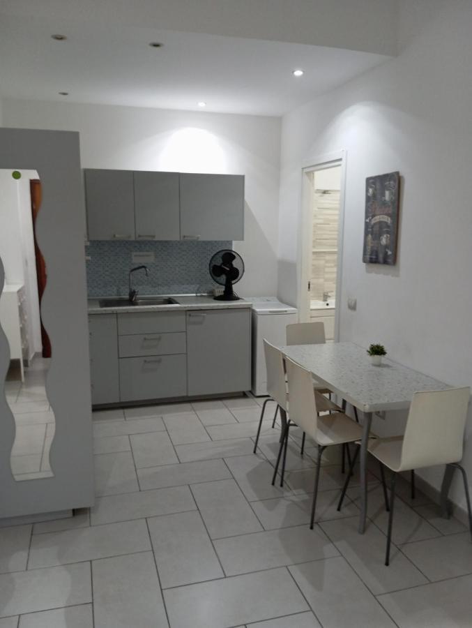 Apartament Apartament Famagosta Milano Zewnętrze zdjęcie